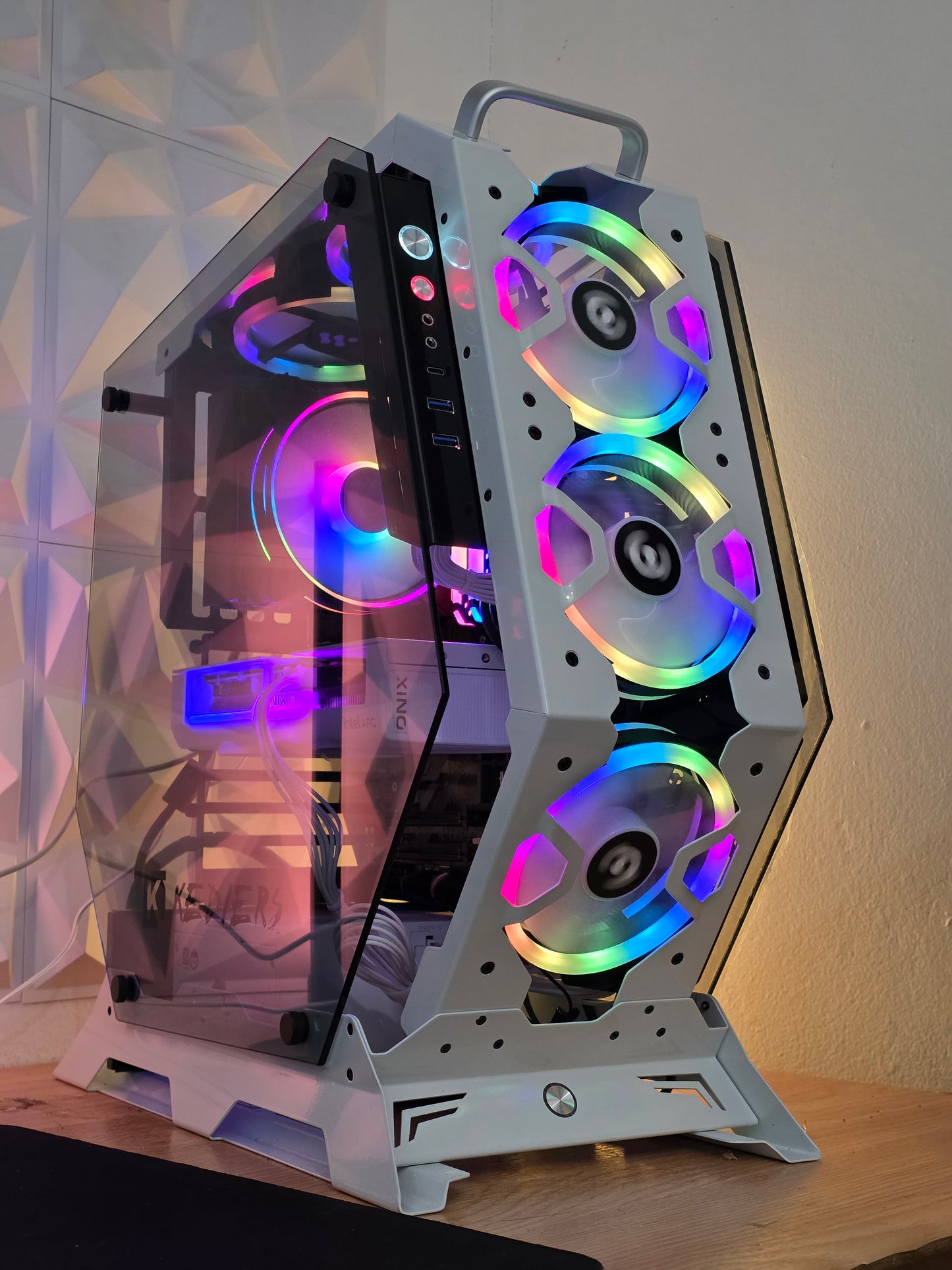 Gaming PC - Intel ARC B580 TRIPLE FANS 12 GB / 1 TB SSD / INTEL i5 14600KF / 32 GB RAM DDR4 3600 / WIN 11 PRO