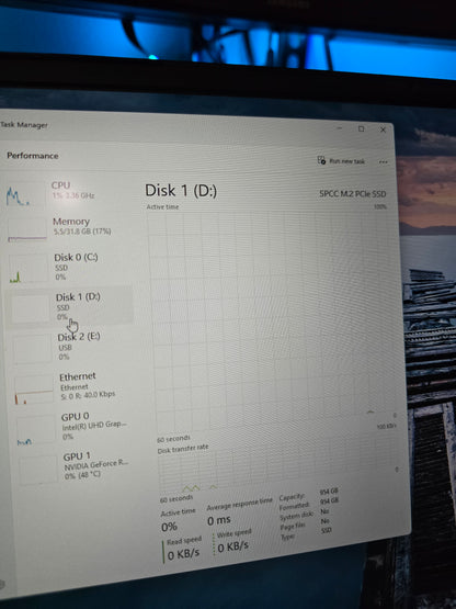 Laptop Gaming Gigabyte G5 KD RTX 3060, 32 GB RAM, 1.5 TB ( Remanufacturada)