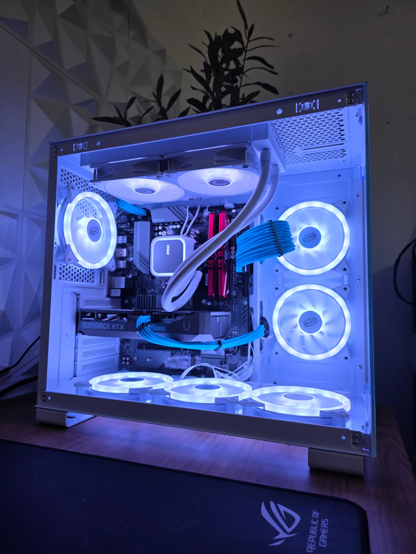 💎 Crystal Frost RTX 5050 8 GB Edition | Ryzen 5 5500 | 1TB M.2 SSD | 16GB DDR4 | 750W Gold | Windows 11 Pro