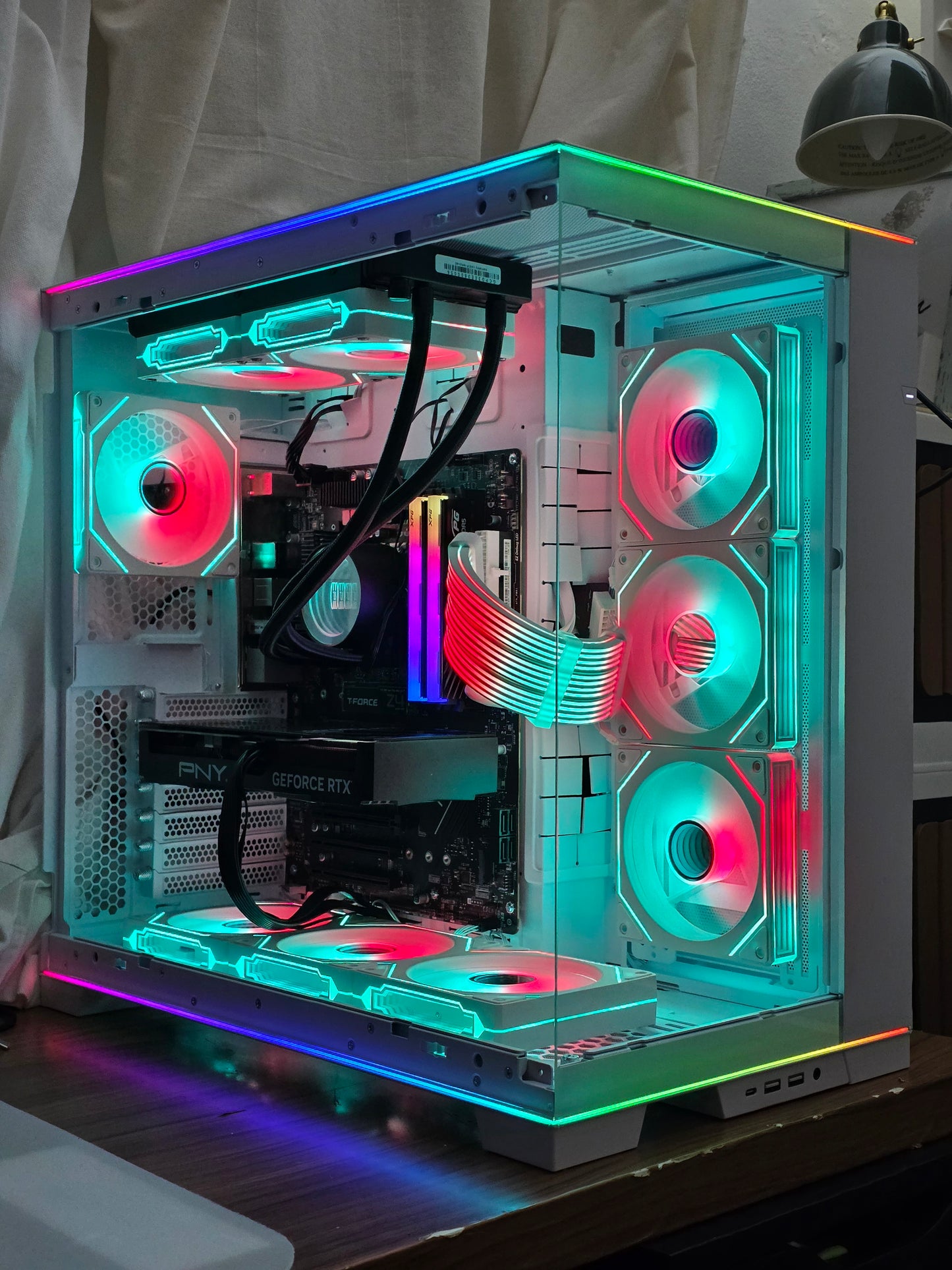 ❄️ Arctic Dominator White Edition | i9-14900F | RTX 4070 SUPER | 32GB DDR5 | 2TB NVMe | WiFi | Windows 11 Pro