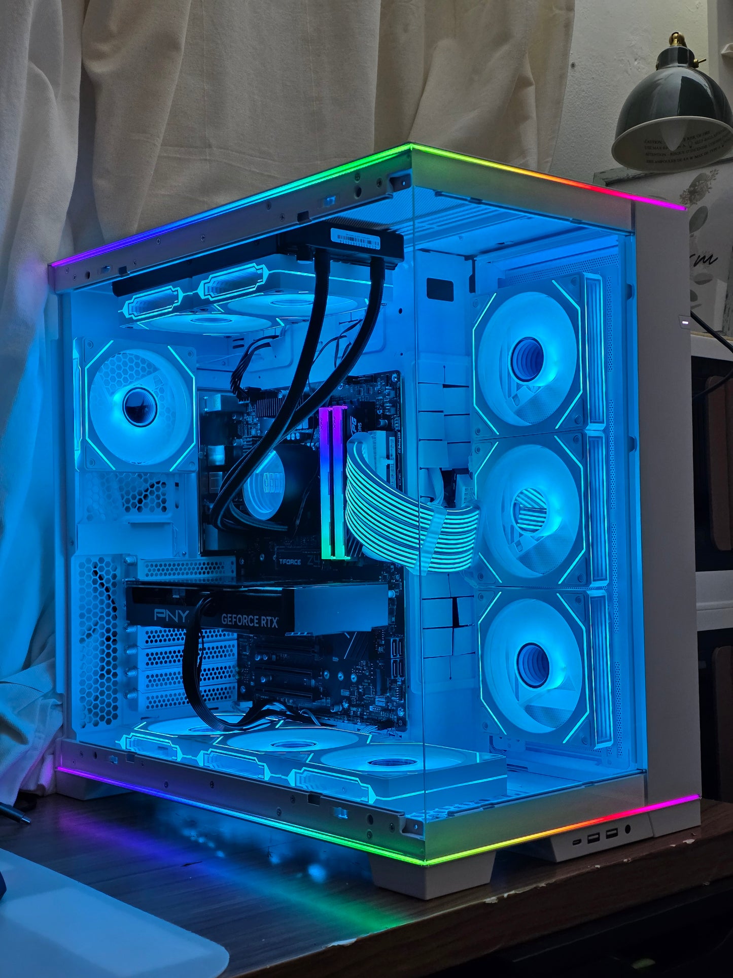 ❄️ Arctic Dominator White Edition | i9-14900F | RTX 4070 SUPER | 32GB DDR5 | 2TB NVMe | WiFi | Windows 11 Pro