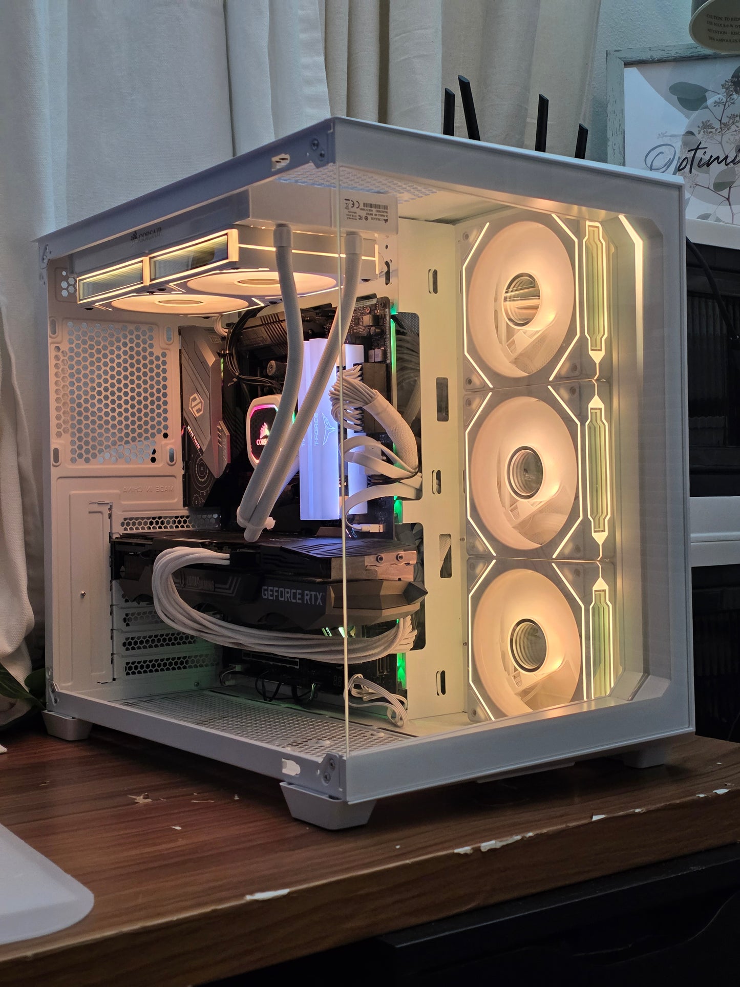 White Extreme Gaming PC – RTX 3080 10GB | Ryzen 9 5950X | 1TB NVMe | 32 GB RAM DDR4 3600 | Liquid Cooling