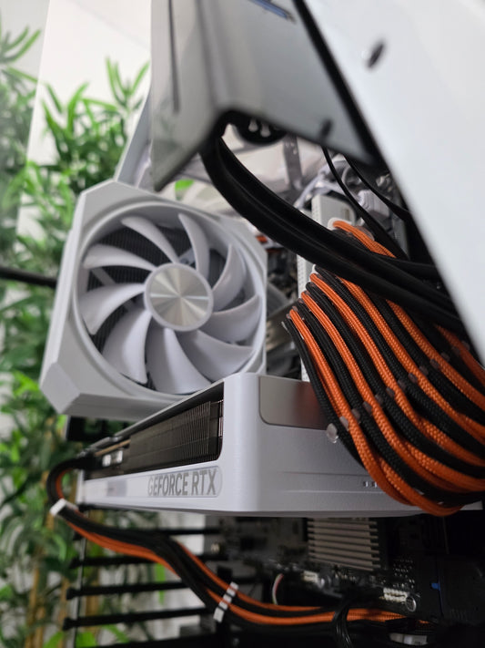 Gaming PC - RTX 5060 8 GB - RYZEN 7 7700X - 1 TB SSD - 16 GB RAM DDR5 RGB - WIN 11 PRO - WIFI